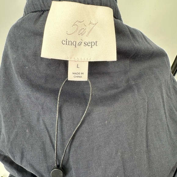 Cinq A Sept Ivee puffball cropped cotton top NWOT - Picture 6 of 9